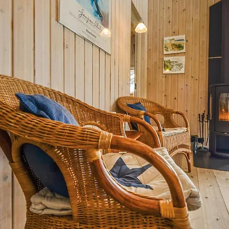 Gorgeous In With Kitchen Holiday home *