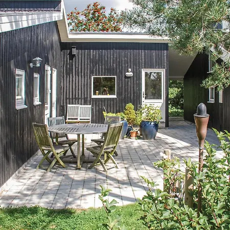 Gorgeous In With Kitchen